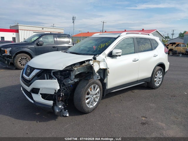 5N1AT2MV6JC725210 Nissan Rogue