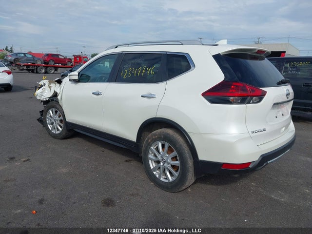 5N1AT2MV6JC725210 Nissan Rogue