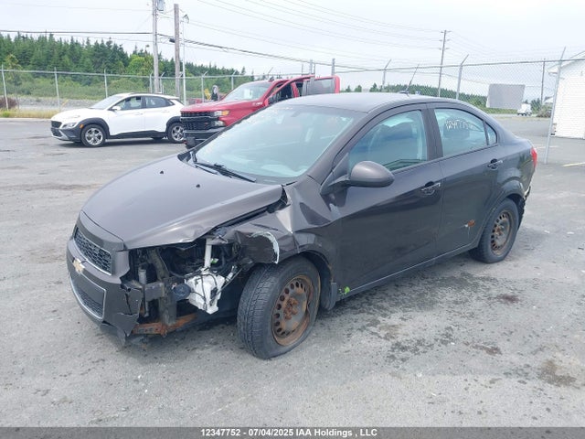 Chevrolet luw 2014 1G1JA5EH8E4192452 Image 2