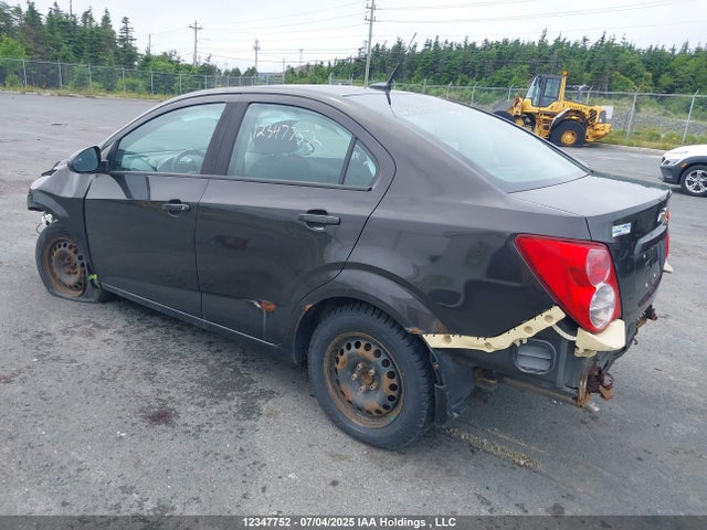 Chevrolet luw 2014 1G1JA5EH8E4192452 Image 3