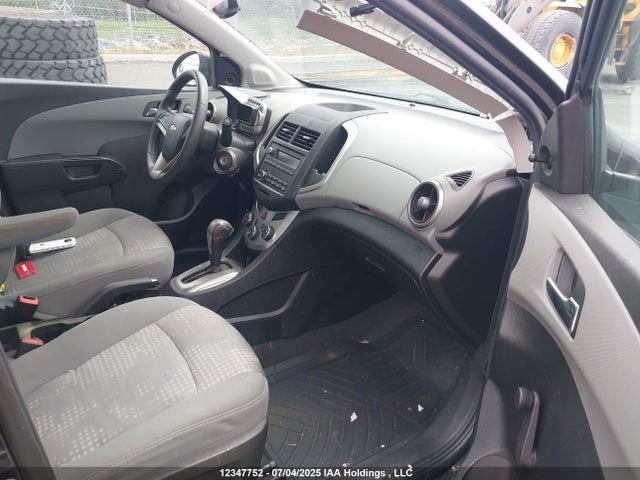 Chevrolet luw 2014 1G1JA5EH8E4192452 Image 5