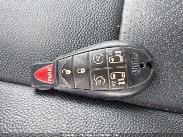 2C4RC1CGXGR126718 Chrysler 2016