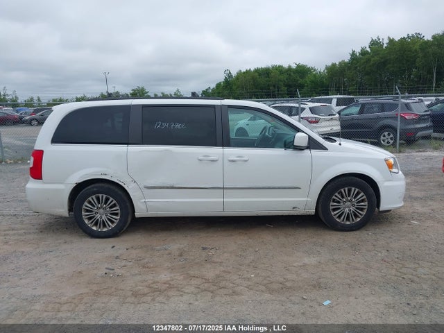 2C4RC1CGXGR126718 Chrysler 2016
