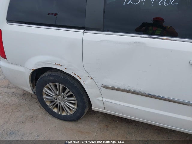 2C4RC1CGXGR126718 Chrysler 2016
