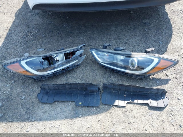 KMHD84LF5HU176835 Hyundai Elantra