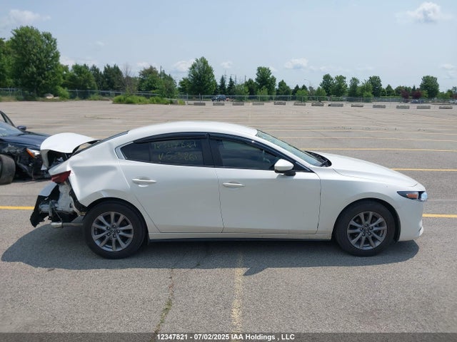 JM1BPAB72N1503261 Mazda pe