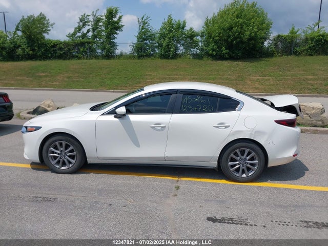 JM1BPAB72N1503261 Mazda pe