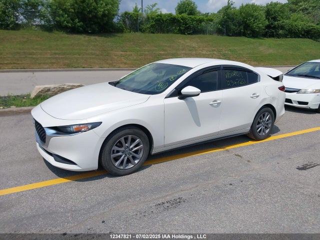 JM1BPAB72N1503261 Mazda pe