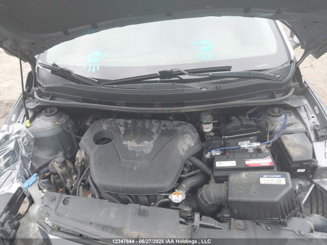 Hyundai 2017 2017 KMHCT4AE7HU322236 Image 10