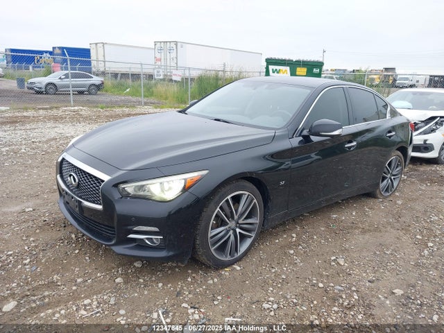 JN1BV7AR4FM421398 Infiniti 2015