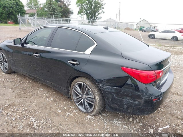 JN1BV7AR4FM421398 Infiniti 2015