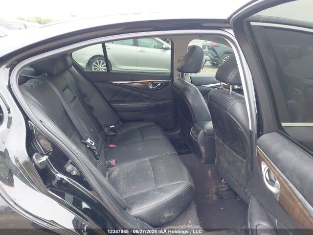 JN1BV7AR4FM421398 Infiniti 2015