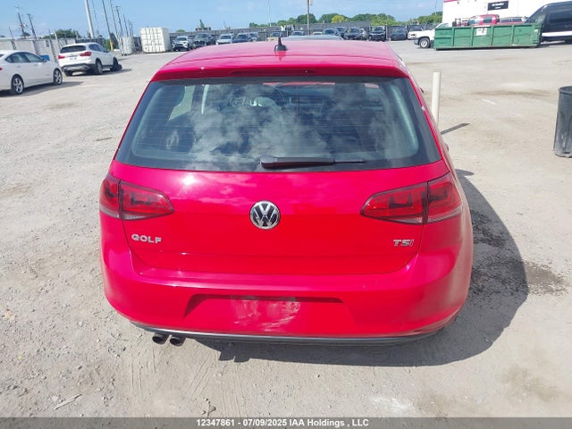 3VW217AU7FM075815 Volkswagen 2015