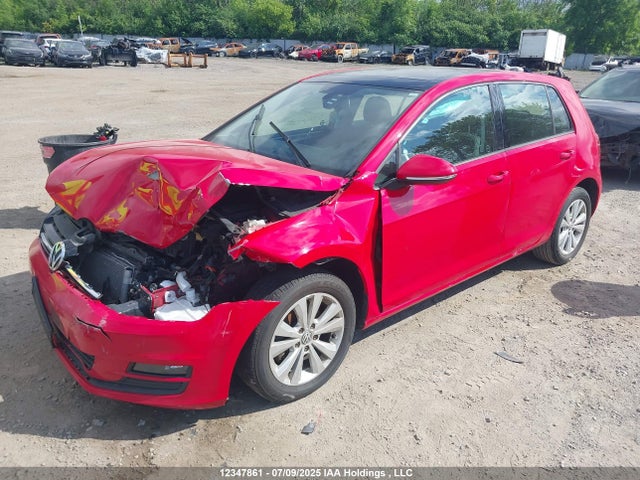 3VW217AU7FM075815 Volkswagen 2015