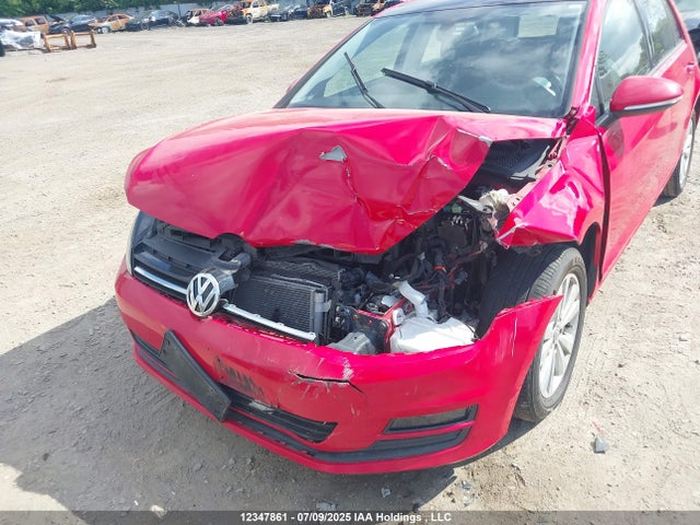 3VW217AU7FM075815 Volkswagen 2015