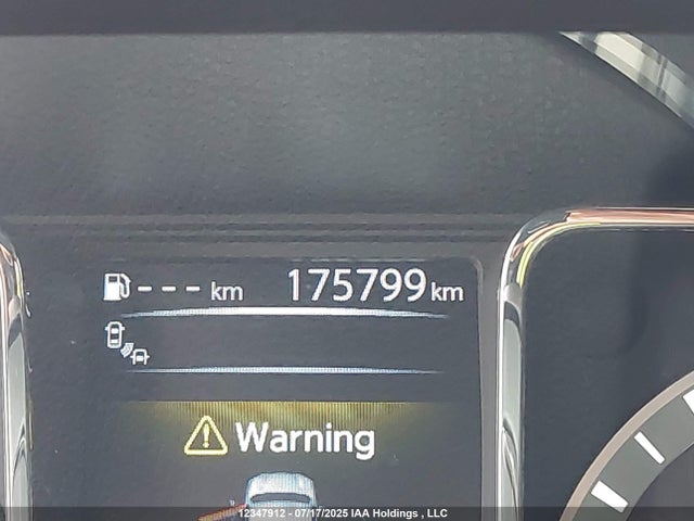 1N6AA1E52JN518690 Nissan 2018