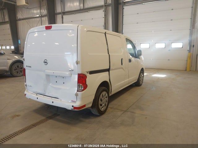 3N6CM0KN8JK695703 Nissan 2018