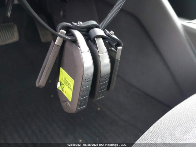 3KPFT4DE0SE077945 KIA 2025