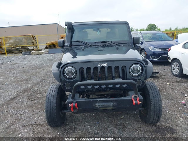 12348077 :رقم المزاد ، 1J4HA5H18BL533218 vin ، 2011 Jeep Wrangler Unlimited Sahara مزاد بيع