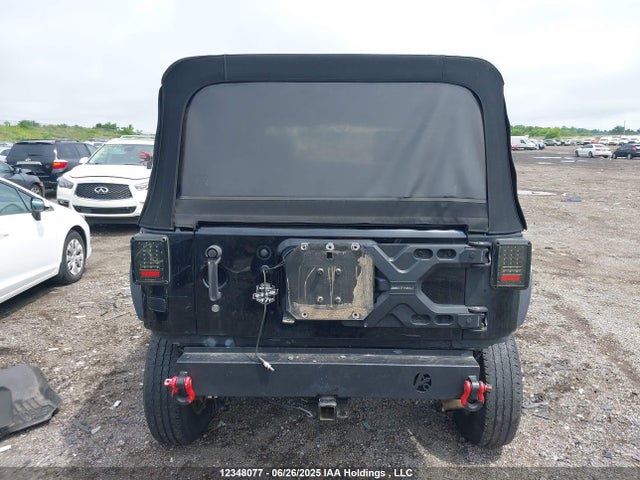 12348077 :رقم المزاد ، 1J4HA5H18BL533218 vin ، 2011 Jeep Wrangler Unlimited Sahara مزاد بيع