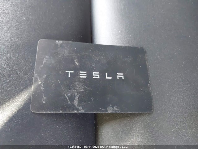 5YJ3E1EA6MF016071 Tesla MODEL 3