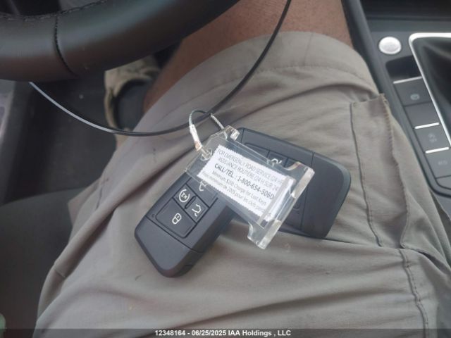 3VWEX7BU2SM089884 Volkswagen tsi