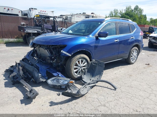 Nissan Rogue 2018 5N1AT2MV3JC825569 Image 2
