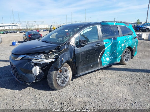 5TDGSKFC1RS131258 Toyota Sienna Le/xse/limited/platinum