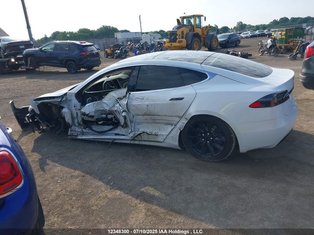 Tesla MODEL S 2017 5YJSA1E20HF187307 Image 14