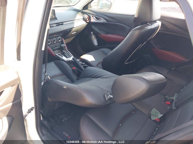 JM1DKDC76G0136414 Mazda pe