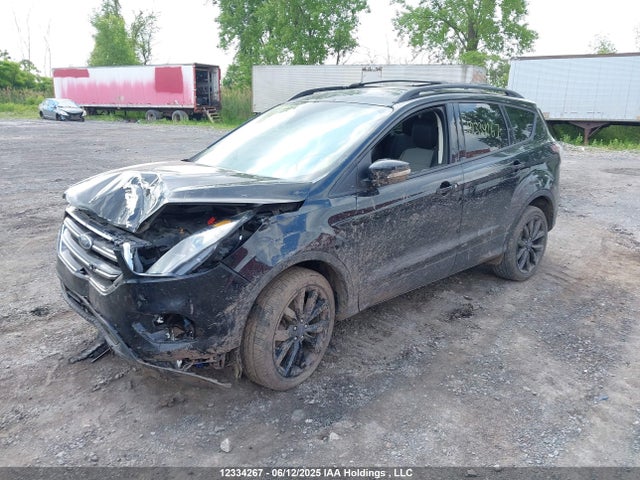 1FMCU9J98JUC51812 Ford 2018