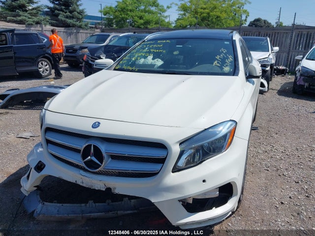 WDCTG4GBXFJ138424 Mercedes-Benz GLA-Class