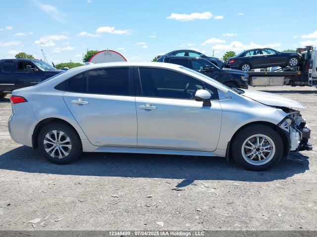 JTDBDMHE0P3007561 Toyota 2zr-fxe, 1vm+1wm