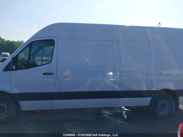 W1Y4KCHY0RP718140 Mercedes-Benz om654