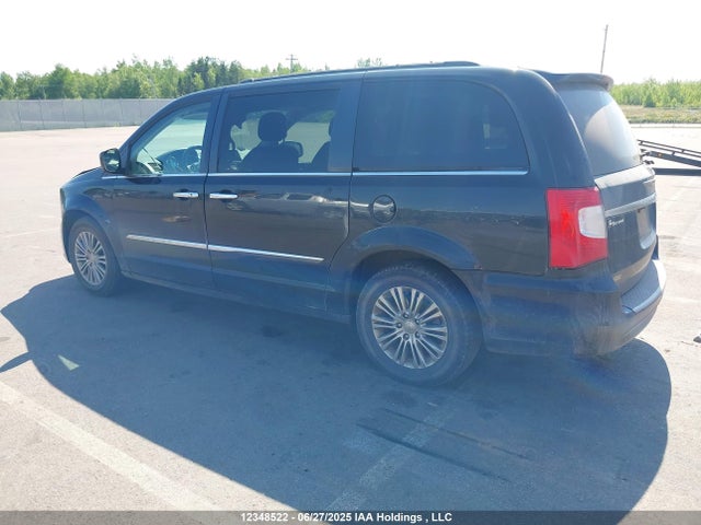 2C4RC1CG2ER386611 Chrysler 2014