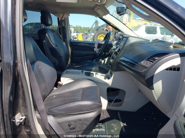 2C4RC1CG2ER386611 Chrysler 2014