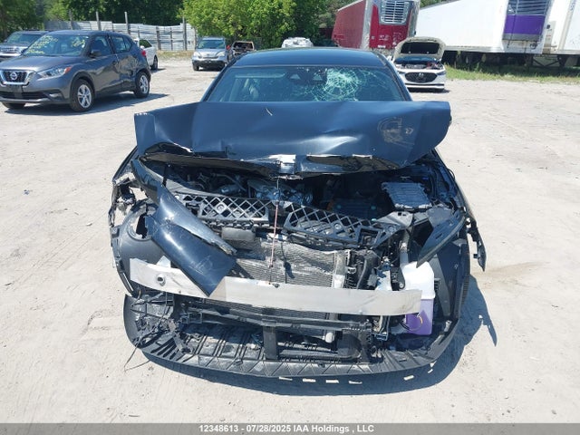 W1K3G4FB7MJ315621 Mercedes-Benz m260