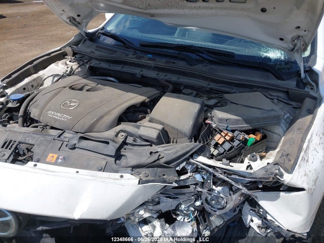 3MZBN1M38JM171269 Mazda py