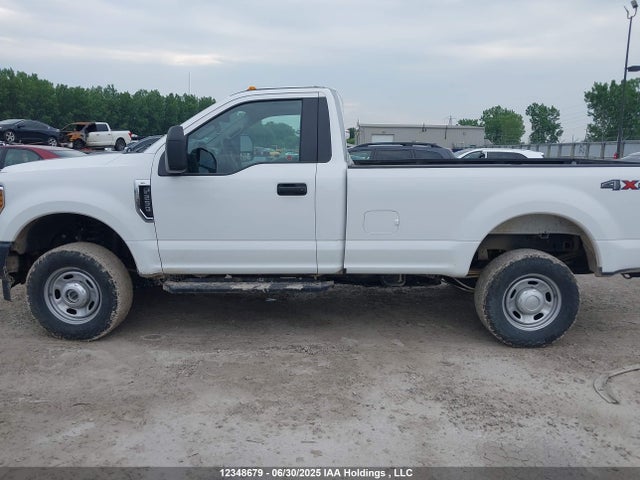 Ford F-250 2018 1FTBF2B67JEB86743 Image 14