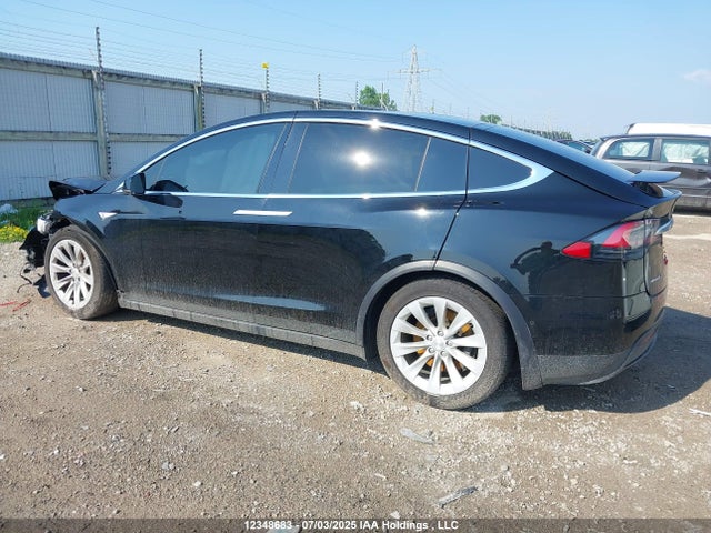 5YJXCAE2XGF007751 Tesla MODEL X