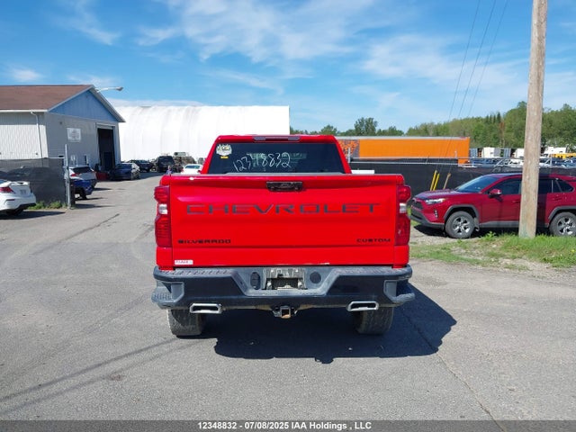 Chevrolet lz0 2024 3GCUDCE89RG431189 Image 17