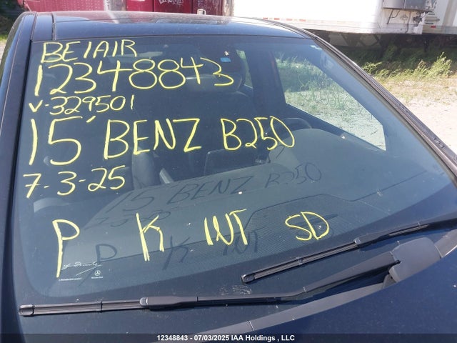 WDDMH4GB8FJ329501 Mercedes-Benz B-Class