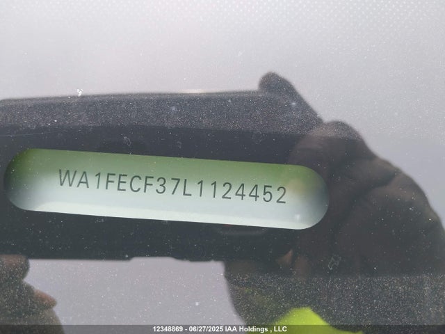 WA1FECF37L1124452 Audi 2020