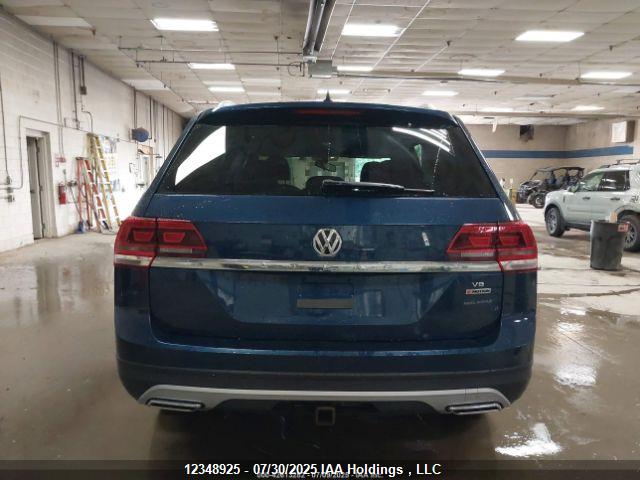 1V2HR2CA0KC599779 Volkswagen 3.6 fsi