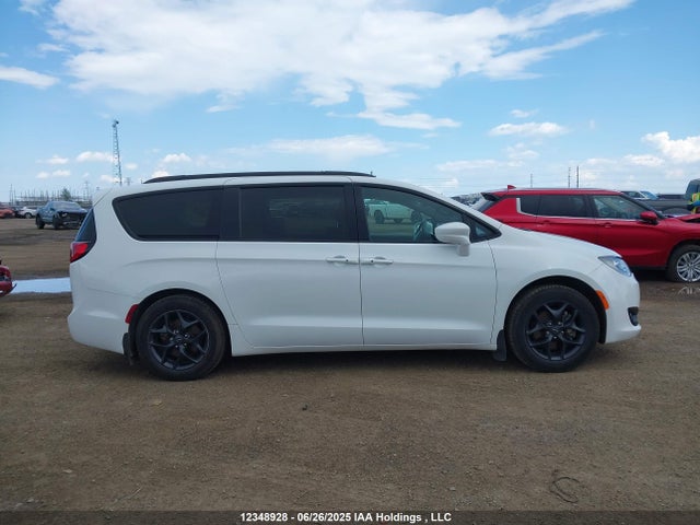 2C4RC1BG8KR638956 Chrysler 2019
