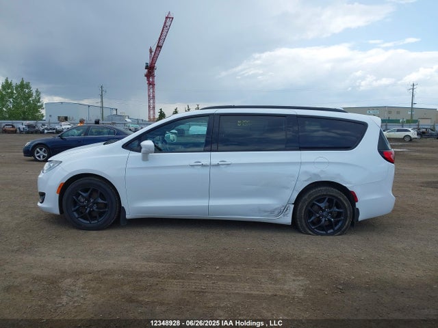 2C4RC1BG8KR638956 Chrysler 2019