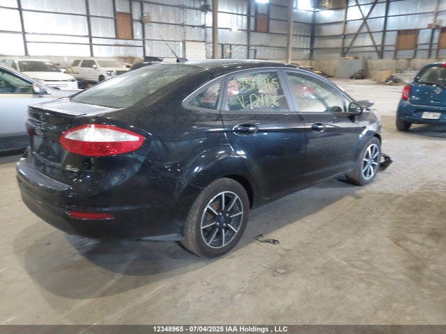 3FADP4BJXKM124826 Ford 2019