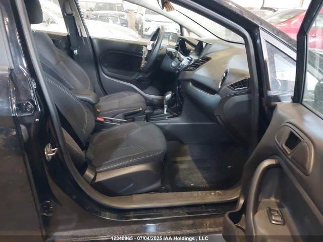 3FADP4BJXKM124826 Ford 2019
