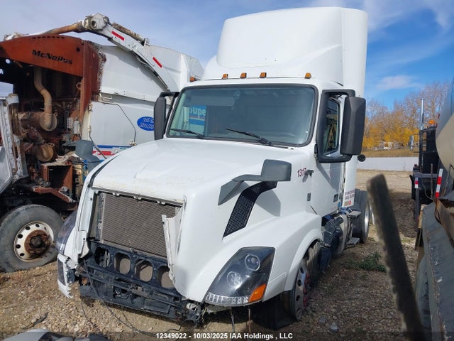 Volvo d13 2018 4V4NC9EH5JN993942 Image 2