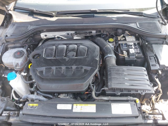 WVWFB7CD2RW216843 Volkswagen 2.0 tsi